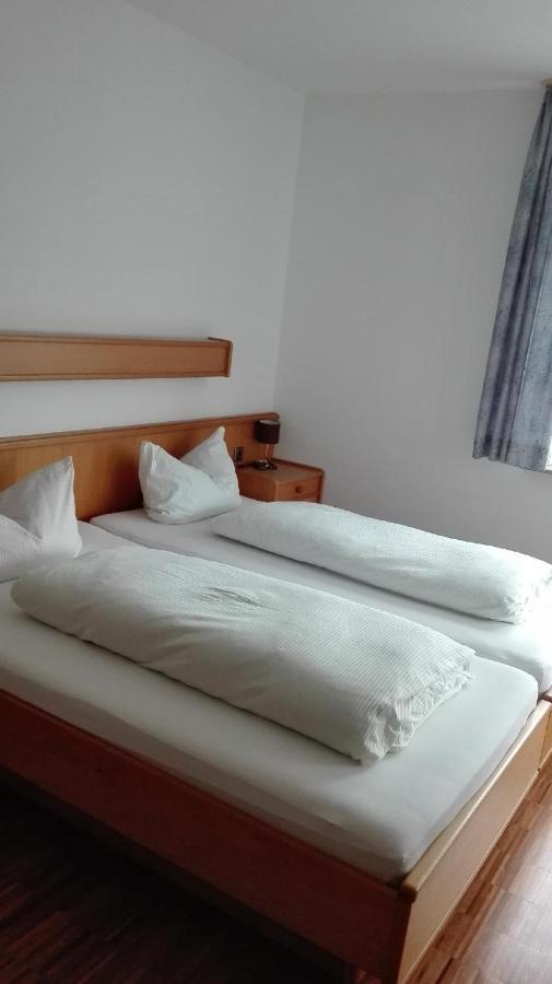 Hotel Restaurant Hirsch Schmiechen Экстерьер фото